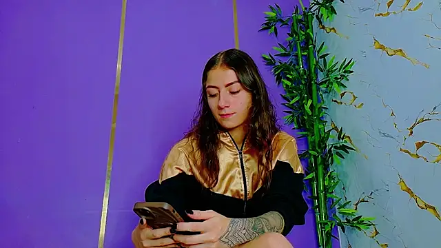 scarlet-jonesx online show from September 26, 2025, 12:36 am