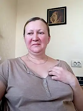 blondyaguar online show from February 24, 2025, 8:38 am