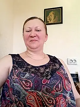 blondyaguar online show from February 25, 2025, 1:39 pm