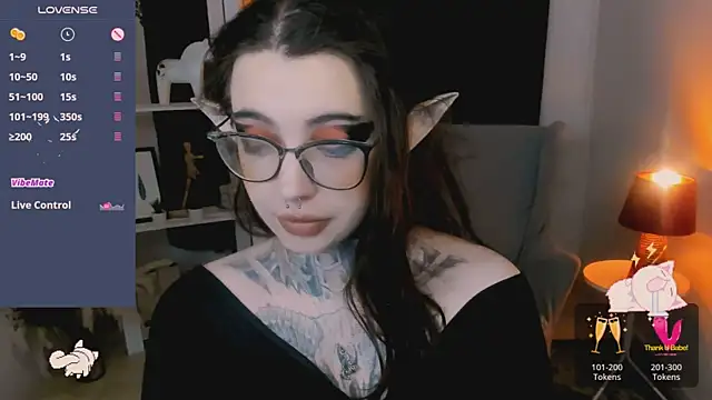 Dixi Pixi  online show from November 23, 2025, 5:51 am