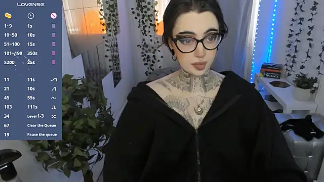 Dixi Pixi  online show from June 6, 2026, 5:34 am