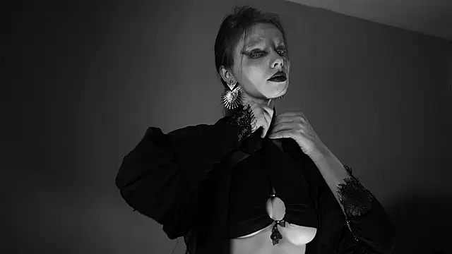 ginger hugs online show from March 20, 2026, 10:14 pm