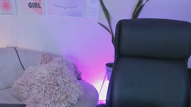 MissSussy online show from February 22, 2025, 9:23 am