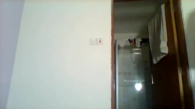 Snapshot of curvy_natallie chatting on May 21, 2026, 11:01 pm curvy natallie online show from May 21, 2026, 11:01 pm