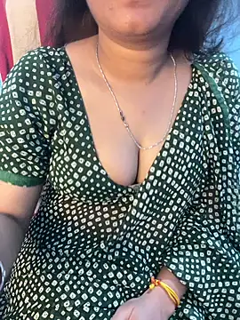 Snapshot of Spicy_sari_girl chatting on July 28, 2026, 4:41 am Spicy sari girl online show from July 28, 2026, 4:41 am
