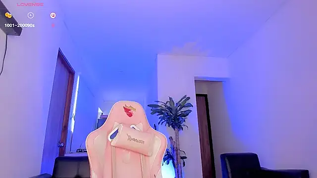 Snapshot of Pretty_Mariangel chatting on February 2, 2025, 2:34 pm Pretty Mariangel online show from February 2, 2025, 2:34 pm