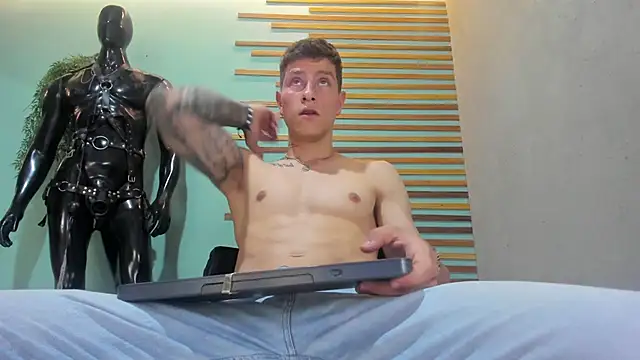 french sexx online show from March 4, 2025, 7:32 pm