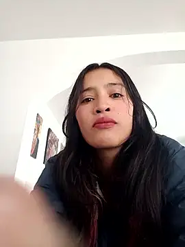 Hanha00 online show from January 8, 2026, 6:32 pm