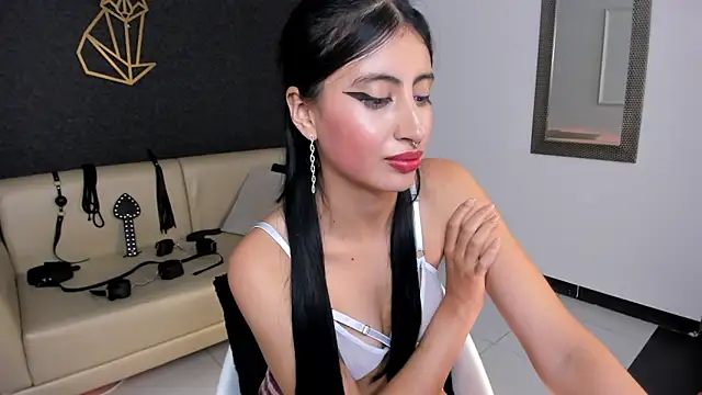 RACHEL EV online show from March 19, 2025, 10:44 am