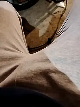 HORNYJROD123 online show from December 5, 2025, 4:25 pm