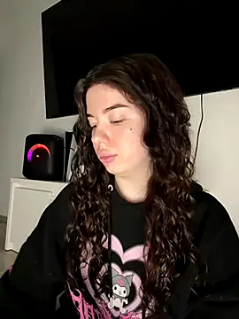 Kimi Ass online show from November 19, 2025, 9:31 am