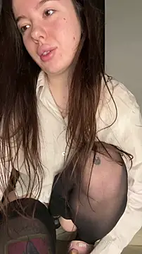 Kimi Ass online show from April 27, 2026, 10:24 am