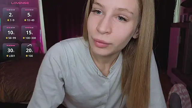 Elis Fox online show from April 13, 2026, 11:05 am