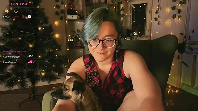 alisahug online show from December 6, 2024, 2:17 pm