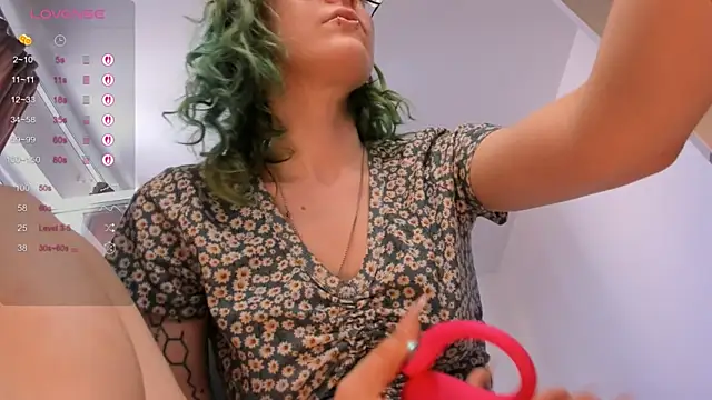 alisahug online show from July 5, 2026, 7:59 am