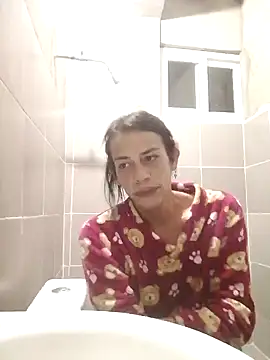 alexxa dirty online show from December 22, 2024, 4:39 am