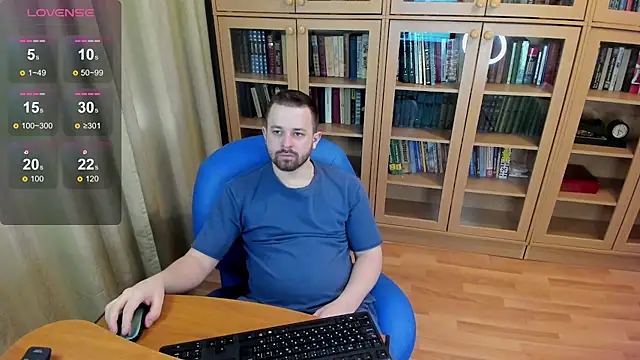 Snapshot of NikkiNSerdron chatting on March 14, 2025, 2:42 am NikkiNSerdron online show from March 14, 2025, 2:42 am