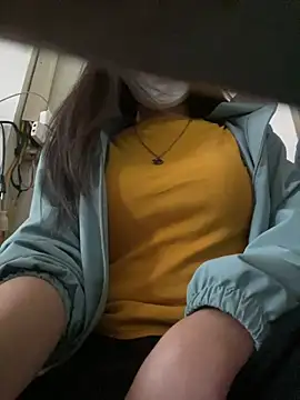 Tuongvy05 online show from January 17, 2025, 2:08 am