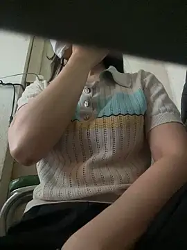 Tuongvy05 online show from March 7, 2025, 2:36 am