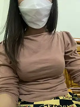 Tuongvy05 online show from March 10, 2025, 9:10 am