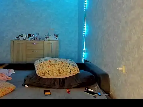 Evaaa Babiesss online show from April 22, 2026, 6:09 pm