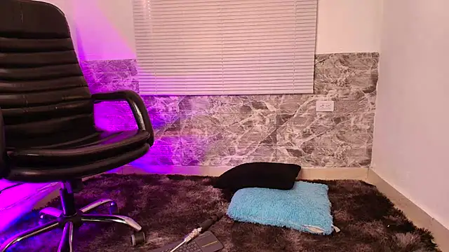 Susana hank2 online show from April 10, 2026, 8:35 pm