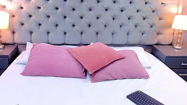 SamantaG online show from March 13, 2025, 12:46 pm