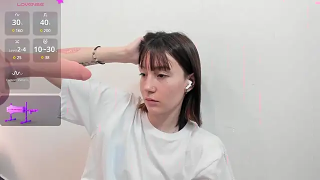 lizzy davis 1 online show from February 28, 2025, 3:48 am