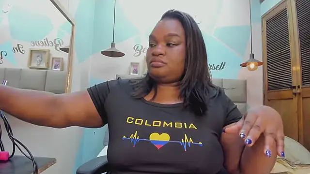 lilybaudyn  online show from September 10, 2025, 12:32 am