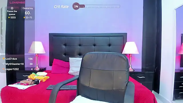 MaduraLuciana online show from February 5, 2025, 2:16 pm