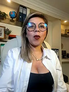 Cata Office-12 online show from January 11, 2025, 5:29 pm