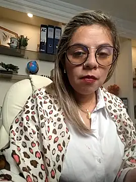 Cata Office-12 online show from March 12, 2025, 7:59 pm