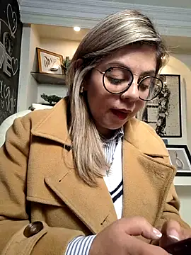 Cata Office-12 online show from March 17, 2025, 2:23 pm