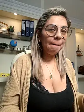 Cata Office-12 online show from March 19, 2025, 4:24 pm