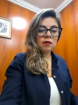 Cata Office-12 online show from September 19, 2025, 8:20 pm