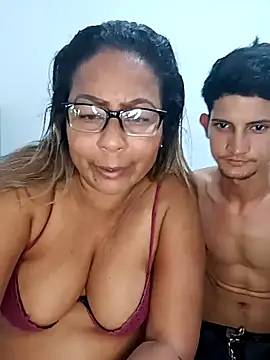 Afroditabichota online show from March 17, 2025, 6:51 am