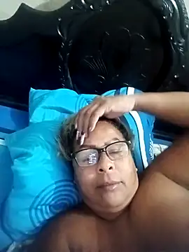 Afroditabichota online show from September 22, 2025, 11:12 am