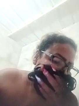 Afroditabichota online show from November 9, 2025, 12:20 am