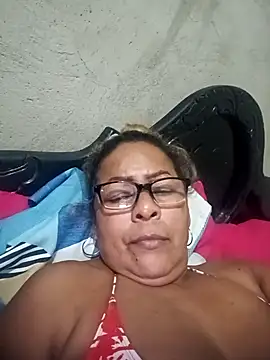 Afroditabichota online show from November 20, 2025, 11:04 pm