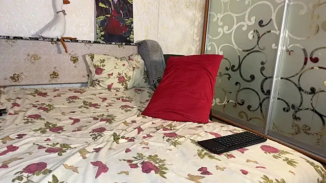 Snapshot of Stick_Twlx chatting on October 3, 2025, 8:17 pm Stick Twlx online show from October 3, 2025, 8:17 pm