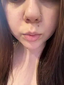 Marylallka5 online show from March 4, 2025, 7:51 am