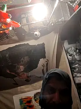 Gillygilly76 online show from March 20, 2025, 10:21 am