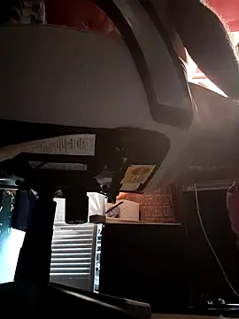 Gillygilly76 online show from October 16, 2025, 1:34 pm