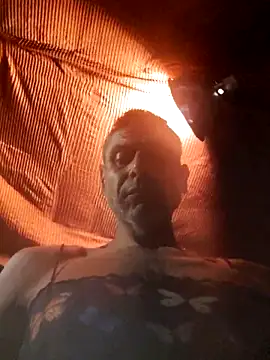 Gillygilly76 online show from February 13, 2026, 10:50 pm