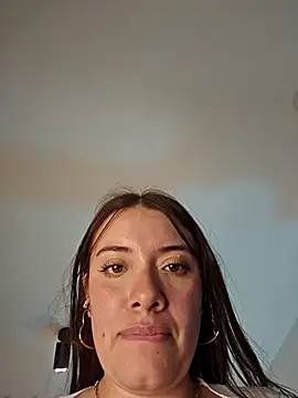 valery mora online show from January 20, 2025, 1:21 pm