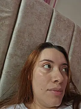 valery mora online show from November 14, 2025, 6:17 pm