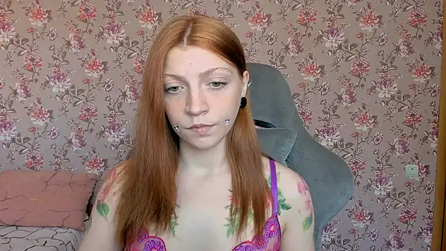 Snapshot of Lolly_Haze chatting on May 26, 2026, 4:08 am Lolly Haze online show from May 26, 2026, 4:08 am
