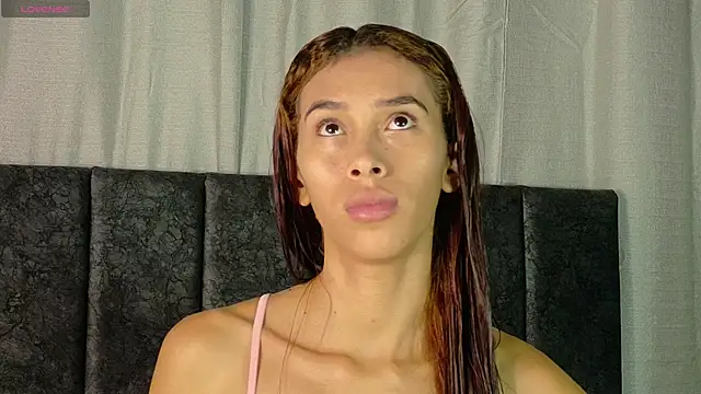 Snapshot of Iamkarlaa_doll chatting on September 15, 2025, 6:24 am Iamkarlaa doll online show from September 15, 2025, 6:24 am