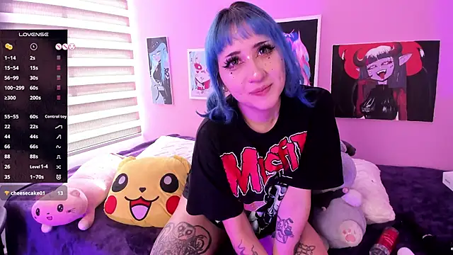 Miwa violet online show from February 19, 2025, 7:05 pm