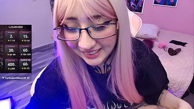 Miwa violet online show from April 13, 2026, 12:16 am